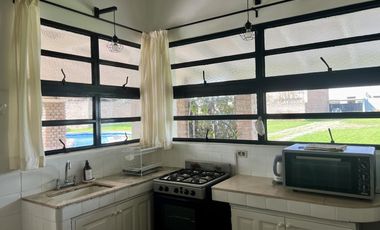 Casa en venta en el corazón de San Antonio de Areco - 1684 m2 de terreno