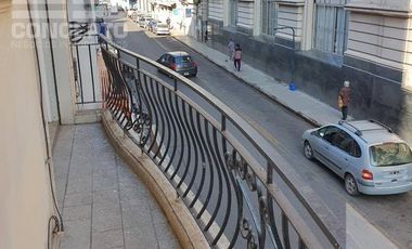 Casa/Oficinas - Centro