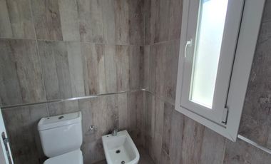 Alquiler Casa 3 dorm y pileta, Barrio Cerrado La Castellana, Neuquen