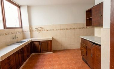 ALQUILER DE CASA EN SANTIAGO DE SURCO