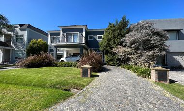 Casa en  Altos de Hudson I