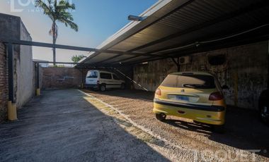 Cocheras en barrio sur