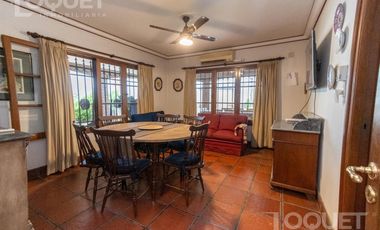 Importante casa en barrio Sur