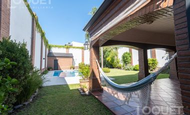 Importante casa en barrio Sur