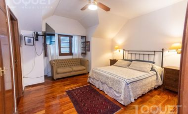 Importante casa en barrio Sur