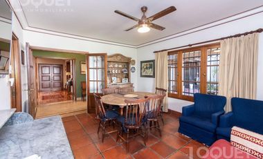 Importante casa en barrio Sur