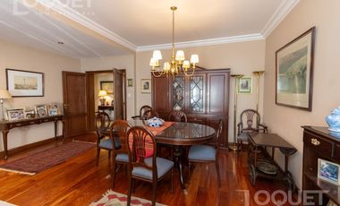 Importante casa en barrio Sur