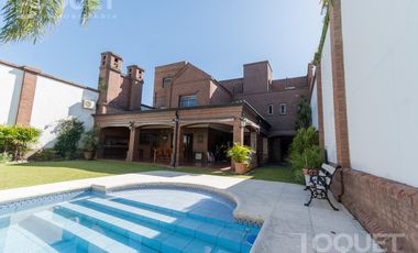 Importante casa en barrio Sur