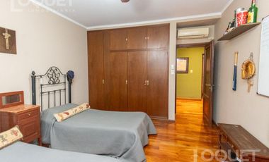 Importante casa en barrio Sur