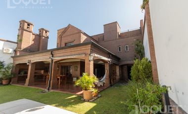Importante casa en barrio Sur