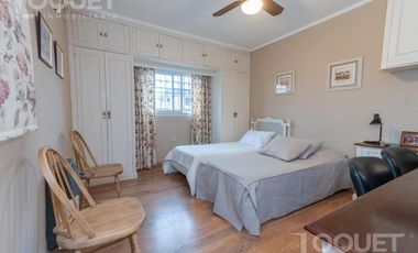 Importante casa en barrio Sur