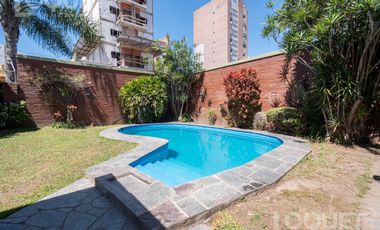 Casa de Tres dormitorios en Barrio Constituyentes