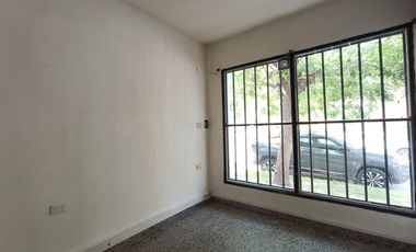 Local comercial de 60m2.-