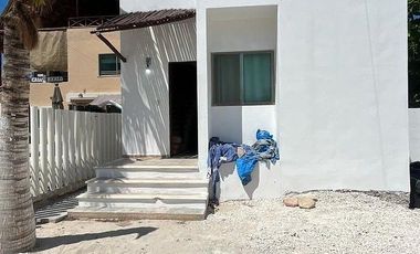 | Hermosa casa amueblada en la playa, en renta. |