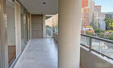 Weik Belgrano 3 dormitorios en suite Balcón aterrazado con parrilla propia Dependencia 3 cocheras