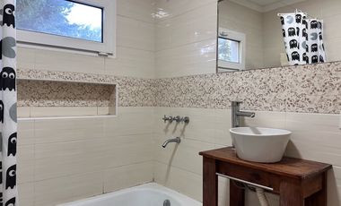 Casa en en venta en barrio Álamo Alto-6 amb-Pileta.