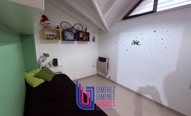 Casa en venta apto banco nacion 3 dormitorio jardin y cochera