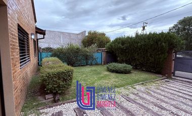 Casa en venta apto banco nacion 3 dormitorio jardin y cochera