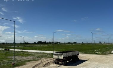 Venta de Terreno industrial en Parque Tecnologico e Industrial Intepark en Berazategui
