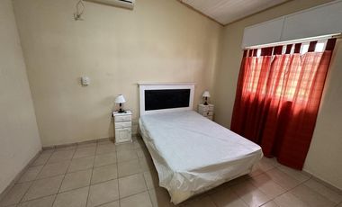 Casa en  calle Moreno