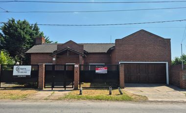 VENTA CASA 2 DORM PARQUE 133 E 491 Y 492 - JOAQUIN GORINA - LA PLATA