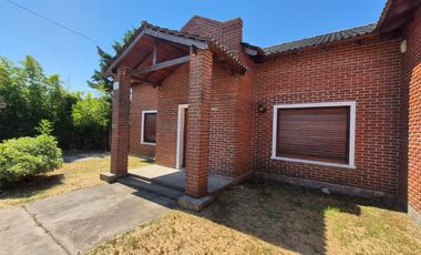 VENTA CASA 2 DORM PARQUE 133 E 491 Y 492 - JOAQUIN GORINA - LA PLATA
