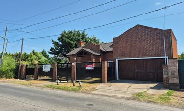 VENTA CASA 2 DORM PARQUE 133 E 491 Y 492 - JOAQUIN GORINA - LA PLATA