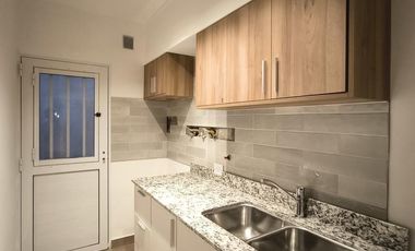 Casa interna moderna en Sargento Cabral
