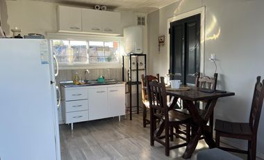 Casa en venta en Guemes y C. Merti - dos dormitorios un baño