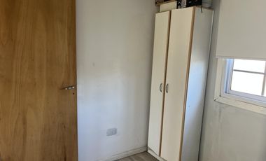 Casa en venta en Guemes y C. Merti - dos dormitorios un baño