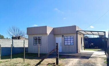 Casa en venta en Guemes y C. Merti - dos dormitorios un baño