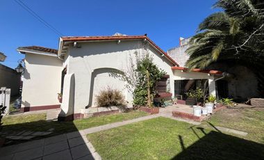 Casa 4 Ambientes en Bella Vista