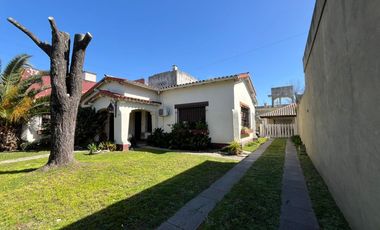 Casa 4 Ambientes en Bella Vista