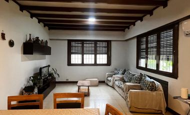 Casa 4 Ambientes en Bella Vista