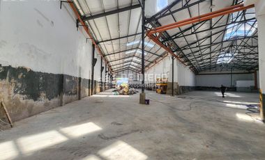 Alquiler Deposito de 2600 m2, A pocos metros de Caminito y de la zona turistica de la Boca,