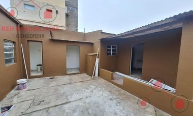 CASA EN VENTA RECICLADA