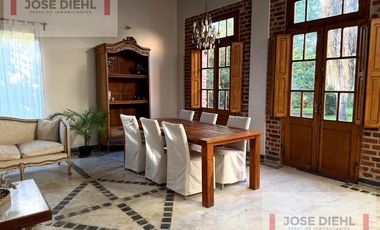Residencia  Premium Amoblada  – Parque de 3.000 m²