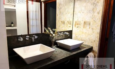 Residencia  Premium Amoblada  – Parque de 3.000 m²