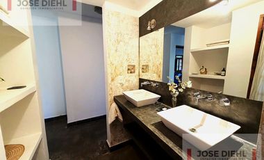 Residencia  Premium Amoblada  – Parque de 3.000 m²