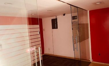 Piso de Oficinas venta posesión inmediata con el 10% o 4 pagos de $325Mil