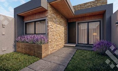 En Venta | PH de 2 Dormitorios | B° Los Llanos | Plottier