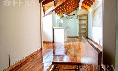 Venta casa 5 ambientes con cochera y piscina en Quilmes