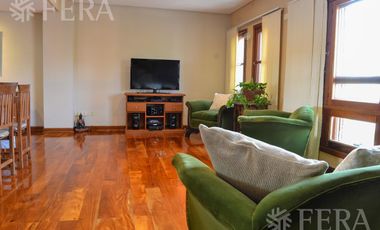 Venta casa 5 ambientes con cochera y piscina en Quilmes