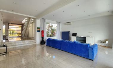 Casa en barrio Los Alisos, Nordelta - Alquiler - venta