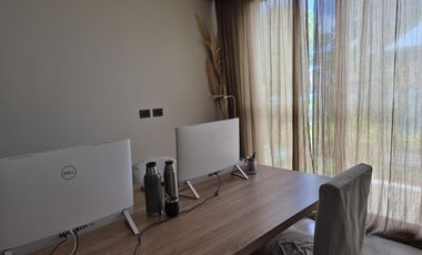 3 dormitorios en suite , escritorio/huéspedes/dependencias,gimnasio. Galería en L, Fogonero piscina
