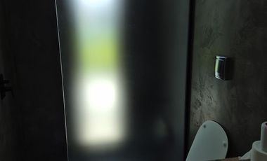 3 dormitorios en suite , escritorio/huéspedes/dependencias,gimnasio. Galería en L, Fogonero piscina