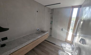 3 dormitorios en suite , escritorio/huéspedes/dependencias,gimnasio. Galería en L, Fogonero piscina