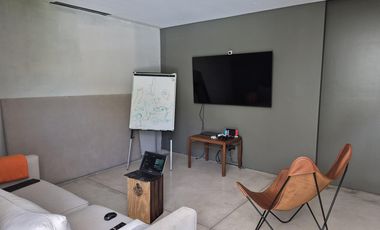 3 dormitorios en suite , escritorio/huéspedes/dependencias,gimnasio. Galería en L, Fogonero piscina