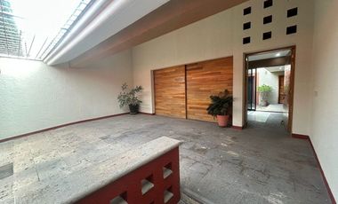 Casa en venta de una planta en Residencial Juan Manuel