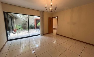 Casa en venta de una planta en Residencial Juan Manuel